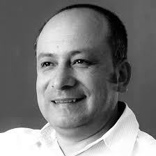 PAÚL MANUEL IÑIGUEZ RÍOS. Doctor en jurisprudencia y abogado de los  Tribunales de Justicia del Ecuador, sus estudios en primaria los efectuó en  la Escuela Ciudad de Gualaceo, los de secundria en