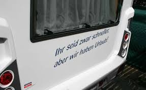 Ihr Seid Zwar Schneller Aber Wir Haben Urlaub Camping Schilder Wohnwagen Camping Tipps