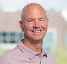 Devon Dickinson's Instagram, Twitter & Facebook