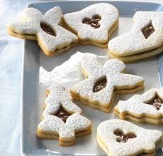 Biscuits De Noel Fourres Au Nutella Au Thermomix Recette Thermomix Recette Nutella Recette Biscuit De Noel Thermomix Recette
