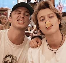 At 21 years old, rudy is already a successful actor and has gained rudy pankow facts. Rudy And Drew Pankow Scene Couples The Pogues