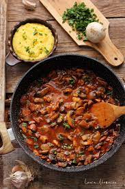 Vei toca mărunt și pătrunjelul. Tocanita De Ciuperci Reteta De Post Laura Adamache