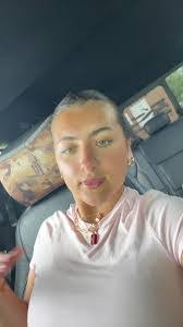 Kay Quinn's Instagram, Twitter & Facebook