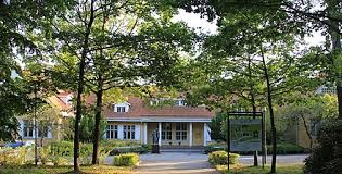 Other garden suburbs sprang up in europe at the beginning of the 20th century, e.g. Garden City Movement Wikiwand