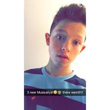 Janae King🐳 (keojanae)