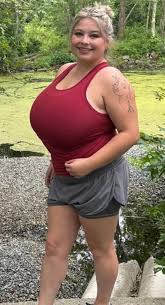 Meghan Page - Free sexy pics, galleries & more at Babepedia