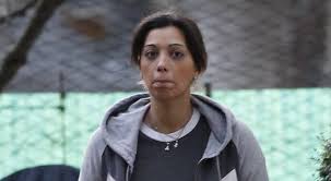 Ecco una breve biografia di erika de nardo. Erika De Nardo Si Sposa 18 Anni Dopo Il Massacro Di Novi Ligure Don Mazzi Ha Una Nuova Vita