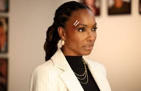 Queen Charlotte's Origin Story, 'Simpsons' Short Among May-the-Fourth 'Star  Wars' Stunts, 'Other Two' Returns, Pete Davidson's 'Bupkis,' a 'Ghosts'  Whodunit