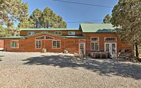 You'll want someplace where your employees can get away from it all. Big Bear Lodge At Lazy Bear Retreat