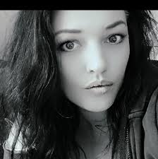 Hi everyone I'm after getting quotes to lay some slabs and gravel .. thank  you in advance ☺️