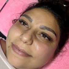 Extensiones de pestañas y cejas HD, me encuentro en west Columbia a 5  minutos del aeropuerto☺️