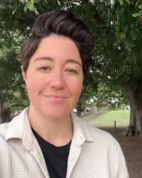 The end of June marks 12 months since I finished cancer treatment and  proudly walked out of the hospital with my creepy mesh mask! (I still  haven't decided what to do with