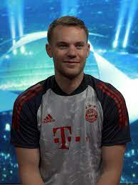 I am a sportsman, not a brand ambassador, besides being the first goalkeeper of adidas. Manuel Neuer Uber Seine Pause Seine Aktuelle Form Und Die Nominierung Zum Welttorhuter