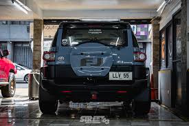 As and owner and enthusiast, i purchased my fj as a platform for modifications. Custom Toyota Fj Cruiser Would Rather Stick To The Tarmac Carscoops