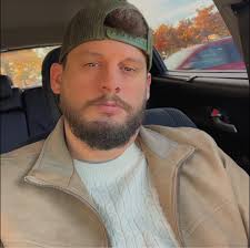 Yo-zuri hooks are highly recommended