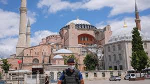 Es gibt eine meinung, dass, bevor die kirche erschien, bereits ein anderer tempel an seiner. Hagia Sophia Kritik Der Russisch Orthodoxen Kirche Vatican News