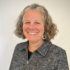 Eric Aho: Life in Contrast