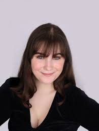 Maeve Finley's Instagram, Twitter & Facebook