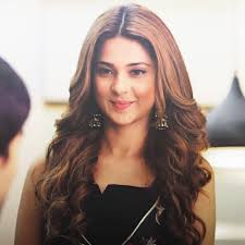 Jennifer Winget Holic On Instagram How To Be Cute Beautiphool At The Same Time Should Be Illegal I Mean T Jennifer Winget Jennifer Winget Beyhadh Beauty