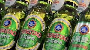 虽然联合国教科文组 织没有批准德国啤酒业提出的非物质文化遗产申请，但德国啤酒的独特之处是得到公认 的。 德国一年能够消费86亿升的啤酒。 全国一共有大约1300家商业性啤酒酿造厂，规模有大有 小。 é'å²›å•¤é…'ä¸Žå¾·å›½å•¤é…' çº¯çˆ½èƒŒåŽçš„æ¸Šæºä¸Žç§˜å¯† Bbc News ä¸­æ–‡