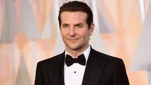 Infatti un medesimo hairstyle può dare risultati diversi su capelli di natura diversa, per cui può ringiovanire, ma anche invecchiare. Tagli Capelli Uomo Over 40 Foto Qnm