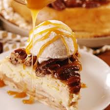 This Upside Down Cheesecake Apple Pie Is A Major Showstopper Recipe Desserts Sweet Recipes Apple Recipes