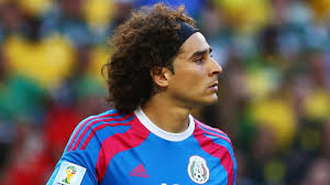 Página oficial del futbolista mexicano guillermo ochoa. Get To Know Mexico S Goalkeeper Guillermo Ochoa Abc News