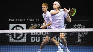 Stefanos tsitsipas live score (and video online live stream*), schedule and results from all tennis tournaments that stefanos tsitsipas played. World No 6 Tsitsipas In His Element In Davis Cup Match Versus Philippines Greeks Up 2 0 After Day One Glbnews Com
