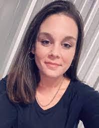 Nina Rowell's Instagram, Twitter & Facebook