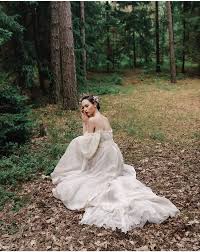 The combination of the colors and the way they overlap each other on the texture are fabulously dependent to the wild creative mind of the designer, rara avis. Hilary Hippie Bride Wedding Poses Wedding