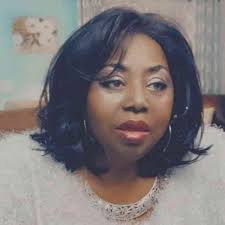 Gloria Smalls's Instagram, Twitter & Facebook