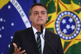 Born 21 march 1955) is a brazilian politician and retired military officer who is the 38th president of brazil. Bolsonaro Quer Que Batalhoes Militares Sejam Utilizados Em Vacinacao Contra Covid 19