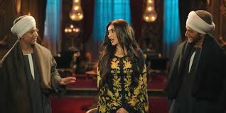 ممثلة مصرية، تخرجت من قسم الصحافة واﻹعلام من الجامعة الأمريكية بالقاهرة، وبدأت التمثيل من خلال مشاركتها في بطولة مسلسل (حكاية حياة). Ù†Ø³Ù„ Ø§Ù„Ø£ØºØ±Ø§Ø¨ Ø³Ø®Ø±ÙŠØ© ÙˆØ§Ø³Ø¹Ø© Ù…Ù† Ø§Ù„Ù…Ø³Ù„Ø³Ù„ Ø¨Ø¹Ø¯ Ø¸Ù‡ÙˆØ± Ù…ÙŠ Ø¹Ù…Ø± ÙƒØ£Ù… Ù„Ø£Ø­Ù…Ø¯ Ù…Ø§Ù„Ùƒ ÙˆØ£Ø­Ù…Ø¯ Ø¯Ø§Ø´ ØµÙˆØ± ÙÙŠØ¯ÙŠÙˆ Mada Post Ù…Ø¯Ù‰ Ø¨ÙˆØ³Øª