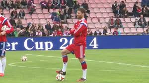 Daniel alonso ramírez (gestor de redes sociales). Fc Bayern Spanier Beeindruckt Da Staunte Xabi Alonso Nicht Schlecht Youtube