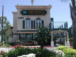 Guests arriving by vehicle have access to free parking. Hotel Quality Inn Suites Anaheim Anaheim Los Angeles