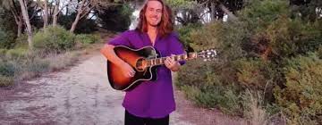 Letras de músicas de vitor kley como 'o sol', 'a tal canção pra lua', 'morena (com bruno martini)', 'a cura (com lulu santos)', 'o amor é o segredo', 'como se fosse ontem' e mais músicas para ouvir! Vitor Kley Lanca Clipe De Ainda Bem Que Chegou Filmado Por Sua Namorada Maisnova Fm