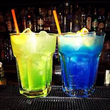 Con l'aiuto di uno shaker. Japan Ice Tra E Angelo Azzurro Maxi Bild Von Cream Lounge Milano Mailand Tripadvisor