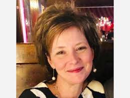 SCARSDALE: A Midcentury Ranch House Showcases Modern Updates