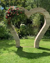 Alexandra Millar. 5/2/22 congratulations 💞💞. Love a native blend bouquet.  Your colours were sensational. 🥰🥰🥰🥰#eurambeenhomestead #loulousflorist  #weddingbouquet #bridalflowers