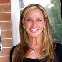 Maria Noel Velez Email & Phone Number