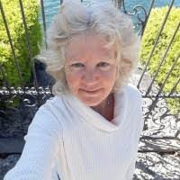 Isabel Bradshaw's Instagram, Twitter & Facebook