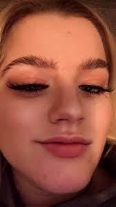 Crystal Comstock's Instagram, Twitter & Facebook