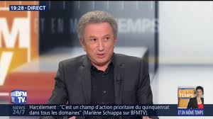 Avant de devoir quitter l'antenne pour une hospitalisation en urgence, michel drucker a vu débarquer michael youn et son mégaphone sur le plateau de vivement dimanche. Jamais Mme Le Pen N A Demande A Faire Vivement Dimanche Dit Michel Drucker Video Dailymotion