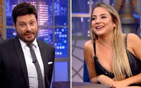Em 2013, o apresentador proferiu palavras ofensivas a michele maximino e agora foi condenado e o processo, encerrado. Internautas Criticam Novo Affair De Gabi Martins E Danilo Gentili Tudo Menos Ele Noticias Da Tv