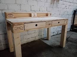 Der paletten schreibtisch aus holz besteht aus 1 teil und wird aufgebaut geliefert. Schreibtisch Aus Einer Europalette In Wunschfarbe