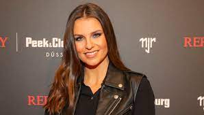 May 15, 2021 · grill den henssler: Grill Den Henssler Vox Bestatigt Laura Wontorra Wird Die Neue Moderatorin Bunte De