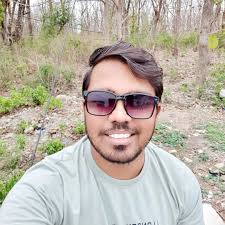 What's the difference between PS5 Digital and PS5 Console Slim?