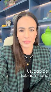 Sem contrato? Não é o fim da linha! , Se você estiver na posse do imóvel há  15 anos ou mais, a usucapião extraordinária é a solução para conquistar a  propriedade de forma legal. , Quer saber como? , ...