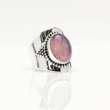 Bekende modellen voor energiewerk zijn edelstenen bollen, edelstenen eieren edelstenen online kopen. Ymala Ring 925 Zilver Rozenkwarts Edelsteen Ym 0024 Lovable Things Exclusieve Sieraden