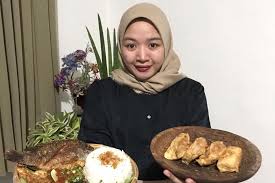 Mengenai besarnya modal yang dibutuhkan dalam trading forex , sebenarnya. Mua Di Sidoarjo Ini Fokus Usaha Kuliner Saat Pandemi Omzetnya Capai Rp 15 Juta Halaman All Kompas Com